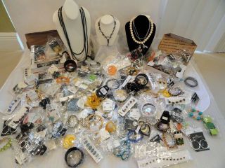 Jewelry & Watches  Wholesale Lots  Mixed Jewelry Lots