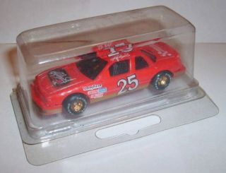   Race Club Hendrick Motorsports #25 Chevy NASCAR 1/64 Diecast 1990