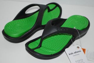 NEW NWT CROCS ATHENS KIDS 12/13 BLACK / LIME GREEN FLIP FLOPS sandals 