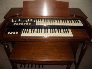 Hammond M3 A1 Electric Organ and Bench. M3 A1. Solid wood. Good 