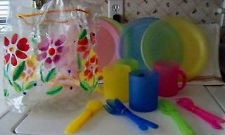 21 piece picnic / patio ware set from ABC Distributing Inc.