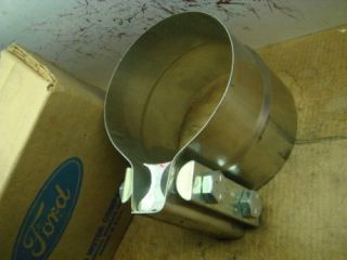 79 ford truck series 600 900 exhaust pipe clamp new