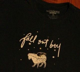   SALE $14 DELIVERED Fall Out Boy Logo Pete Wentz Concert Tour T Shirt L