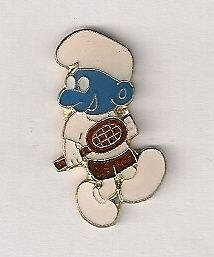 vintage smurf playing tennis enamel pin  12