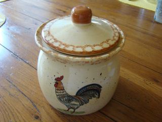 LTD Commodities Ceramic Canister w/ Lid Rubber Seal Rooster Decor NICE 