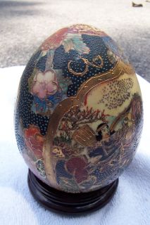 gorgeous japanese satsuma decorative egg with wooden base time left