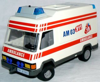 playmobile ambulance 1994 pre owned with extras 