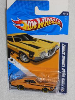   Muscle Mania   FORD 12 7/10   72 Ford Gran Torino Sport Dk Yellow