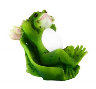 New Light Up Solar Powered Frog on Lily Pad Garden Lawn Ornament Light