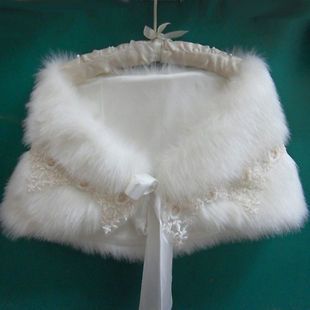   Luxurious Faux Fur Bridal Wrap Wedding Shawl /Stole for wedding dress