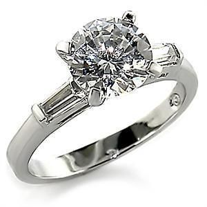 cubic zirconia solitaire engagement ring in Engagement & Wedding 