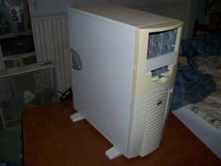   Gaming Computer Case w/ 3 5.25 bays, 4 3.5 bays, 3 80mm fans (no PSU