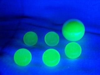 ULTRAVIOLET UV FLUORESCENT VASELINE URANIUM GLASS 5  9/16 & 1 