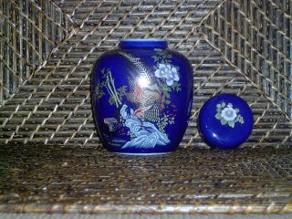 Ginger jar lid cobalt blue pheasant white rose floral design