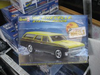 chevrolet chevelle station wagon 1 24 model kit revell free