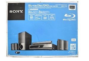 Bose 321 Digital Home Theater System with DVD player and AM/FM tuner