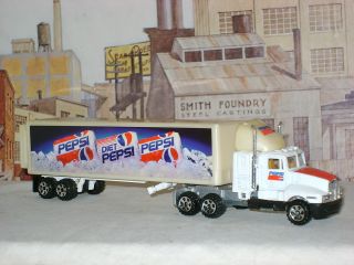 RARE Pepsi Cola Kenworth Semi Tractor Trailer IHC Road Champs HO Scale 