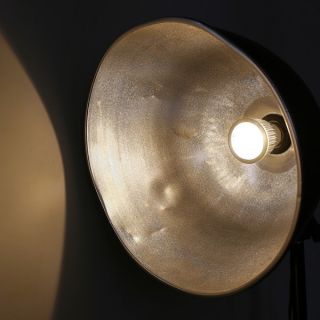   the spotlight lamp is made of durable aeronautic aluminum