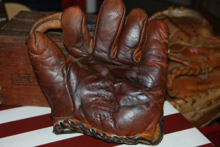 Al Simmons Excelor Model G1310 Split Finger Glove