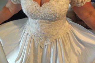 Wedding Dress 16W Alfred Angelo for  short sleeve Gown w train 