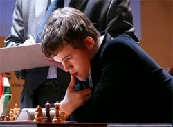 grandmaster magnus carlsen at the 2008 morelia linares chess 