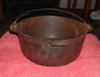 Antique Cast Iron Cooking Pot Kettle Marked w T 8