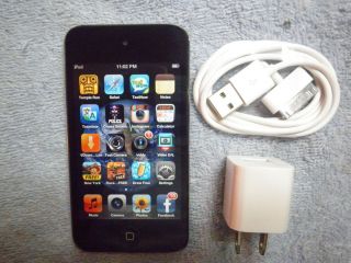 Apple iPod Touch 4th Generation Black 8 GB USB Wall Plug