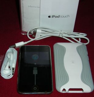 Used Apple iPod Touch 2G 8GB Bundle with SwitchEasy Torrent Case 