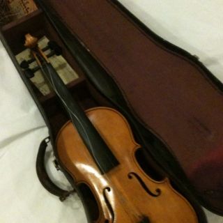 Beautiful Antonio Stradivarius copy 1722 Italian Violin. Very Nice 