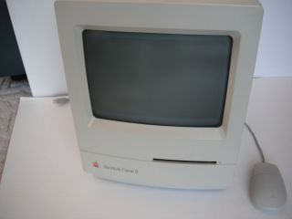 Apple Macintosh Classic II Vintage Computer