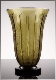 Stunning 1930s French ART DECO Ice Crystal GLASS VASE by VERLYS