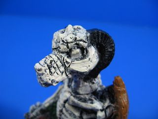 Devil Skull 3.5x3x5.9 Aquarium Ornament Decor resin   bone Break 