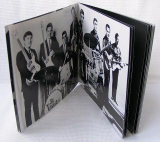 The Ventures Platinum Collection CD Bio Book Surf Music