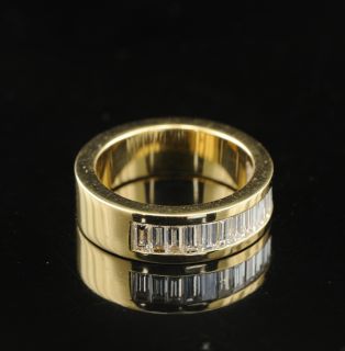 Stunnning G VVS 1 35ct Baguette Diamond Ring Free P P