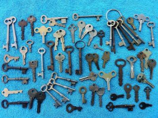 Huge Lot of Antique Skeleton Keys and Other Vintage Keys