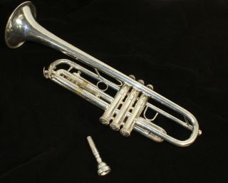 Bach Model TR200 Intermediate Trumpet   VIncent Bach 3C   Silver
