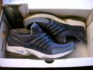 Nike Air Max Mystify Womens Size 10 Blue Purple Golf Shoes