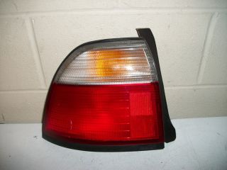 96 97 HONDA ACCORD TAIL LIGHTS LEFT AND RIGHT 4 PIECES (Fits 1996 