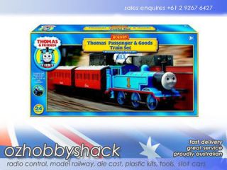 Hornby OO Gauge Thomas & Friends Passenger Freight Train Set #R9271