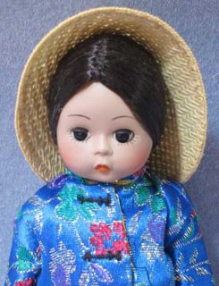 1987 89 Madame Alexander International China 8 Doll 572 w O Box 
