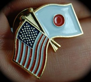 Gold US American Japan Flag Lapel Pin Japanese Medal