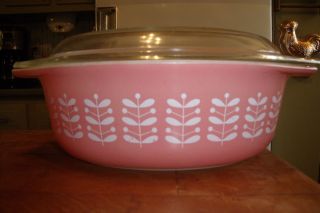 RARE Pink Stems Pink Pyrex 1 1 2 Quart Oval Covered Casserole