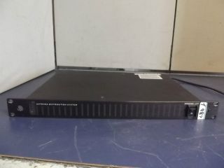    UA840 Amplified UHF Antenna Distribution System Good Condition T987