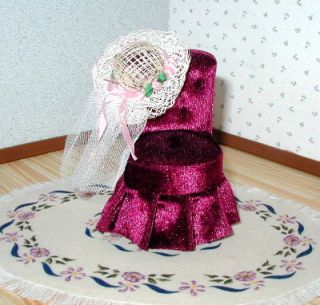 Dollhouse Miniature Furniture ~ Upholstered Tufted Heart Back Chair ~