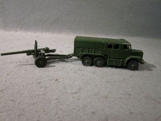 VINTAGE DINKY MECCANO MILITARY MEDIUM ARTILLERY TRACTOR # 689 WITH 