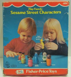   Sesame Street 8 Figure Set 939 in Box 1975 Bert Ernie Big Bird