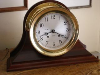 Vintage c1980s 5 5 Brass Chelsea Clock w Mahogany Stand