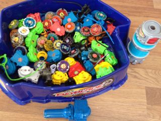 Beyblade Huge Lot 24 Beyblades Stadium Launchers Grip Assembly Chamber 