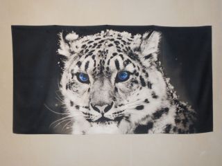 BLUE EYES WHITE LEOPARD TIGER BEACH TOWEL HIGH DEFINITION IMAGE