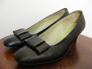  Black Leather Big Flat Bow 9D Heels Shoes Mad Men 8 5